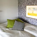 Wonderful Love Studio - Whole City Within Reach